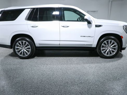 Used 2023 GMC Yukon Denali w/ Denali Reserve Package AWD/4WD image 6