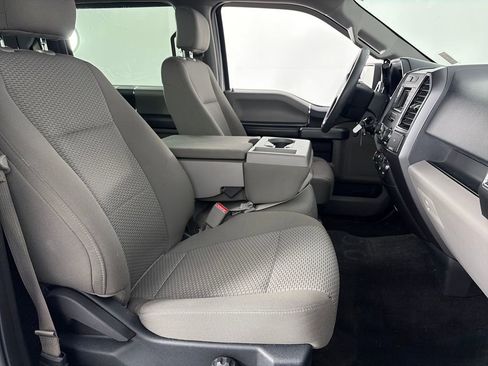 Used 2017 Ford F150 XLT AWD/4WD image 28