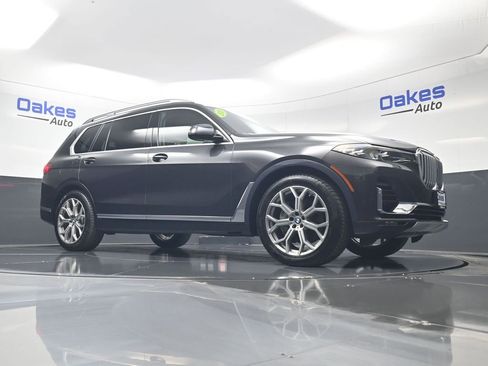 Used 2020 BMW X7 xDrive40i w/ Premium Package AWD/4WD image 41