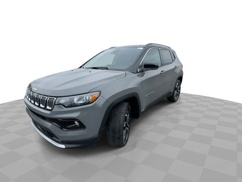 Used 2022 Jeep Compass Limited w/ Sun and Sound Group image 4