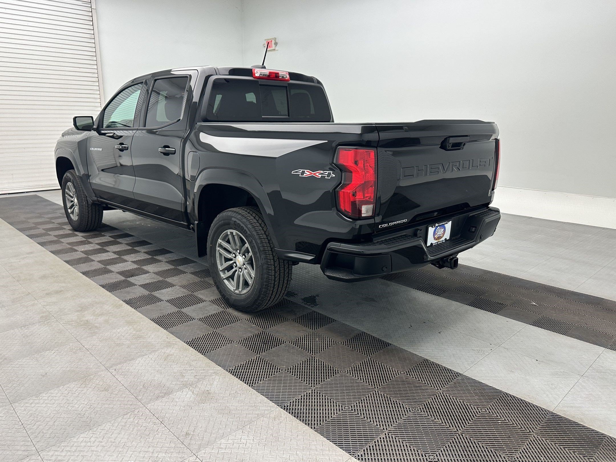 New 2026 Chevrolet Colorado LT w/ Advanced Trailering Package AWD/4WD image 3