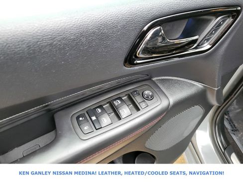 Used 2022 Dodge Durango R/T image 38