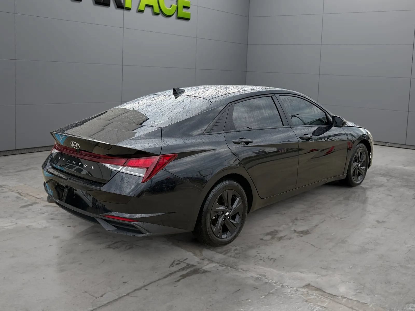 Used 2021 Hyundai Elantra SEL FWD image 13