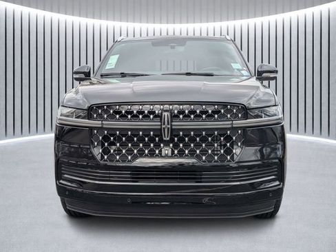 New 2026 Lincoln Navigator L Black Label AWD/4WD image 8