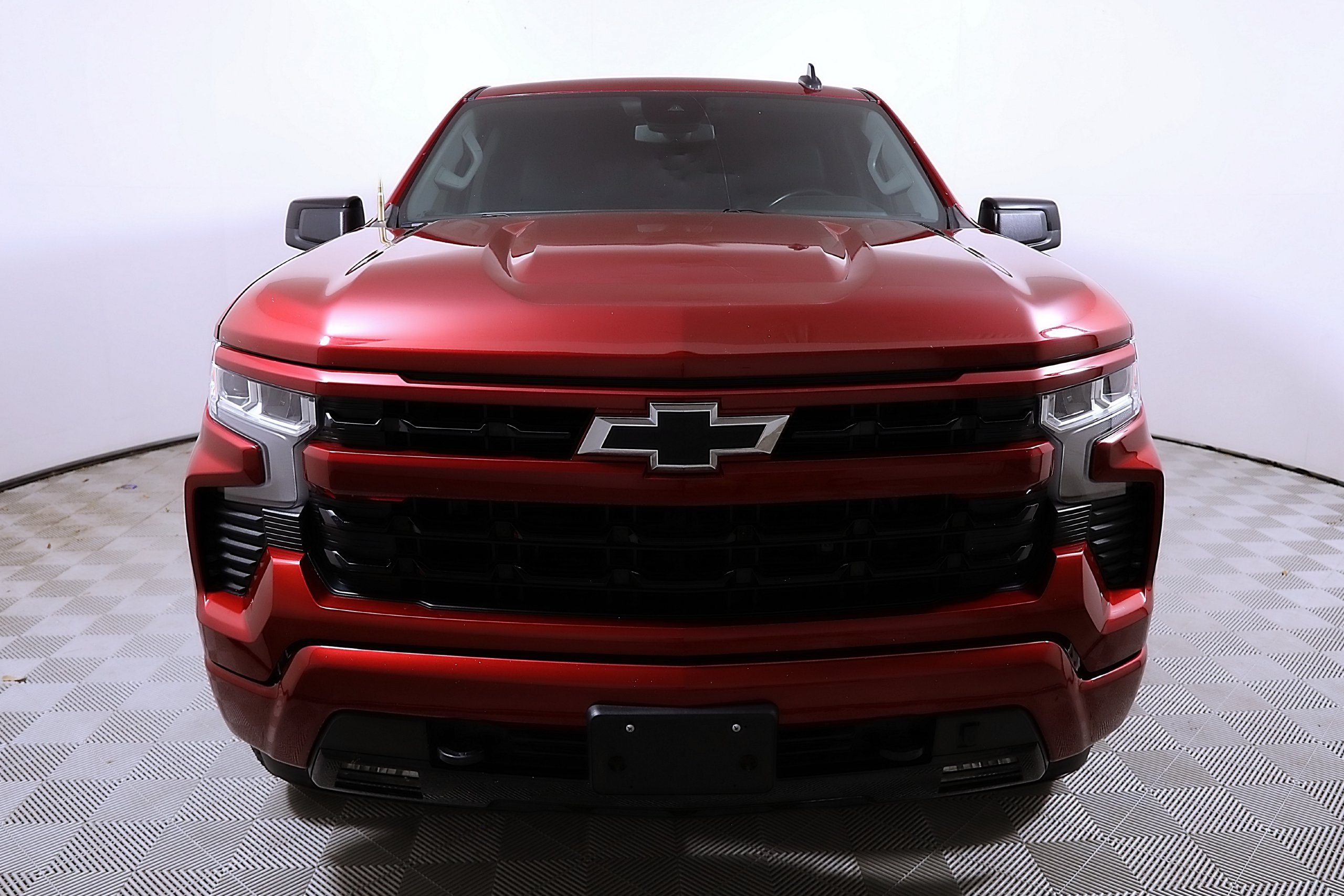Used 2023 Chevrolet Silverado 1500 RST w/ Convenience Package II AWD/4WD image 4