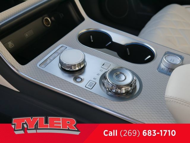 Used 2025 Genesis GV80 3.5T Prestige AWD/4WD image 43