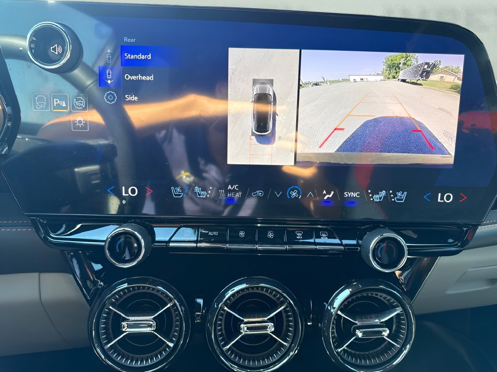 Used 2025 Chevrolet Blazer EV SS AWD/4WD image 29