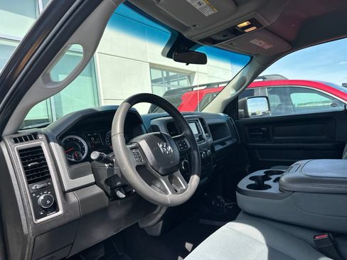 Used 2019 RAM 1500 Express w/ Express Value Package AWD/4WD image 14