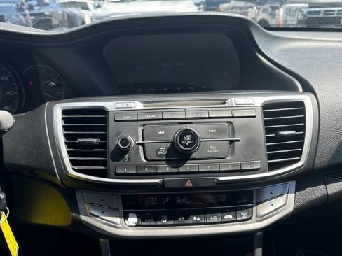 Used 2015 Honda Accord Sport image 11