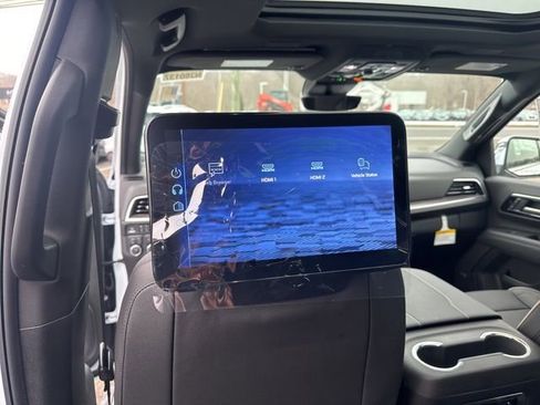 New 2026 Chevrolet Suburban Premier AWD/4WD image 20