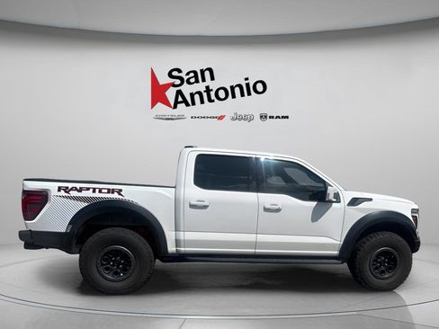 Used 2025 Ford F150 Raptor AWD/4WD image 28