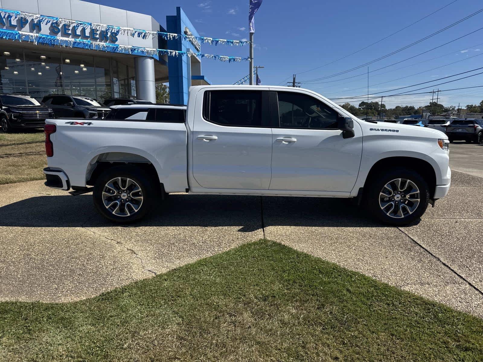 New 2026 Chevrolet Silverado 1500 RST AWD/4WD image 6
