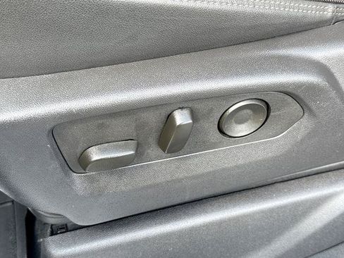 Used 2025 Chevrolet Silverado 1500 High Country AWD/4WD image 14