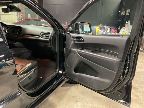 Used 2023 Dodge Durango GT AWD/4WD image 12