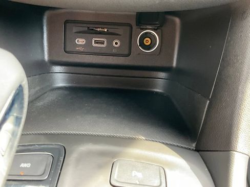 Used 2024 Chevrolet Equinox RS AWD/4WD image 13