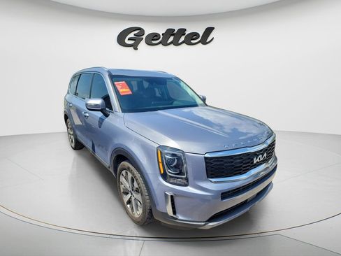 Used 2022 Kia Telluride S image 2