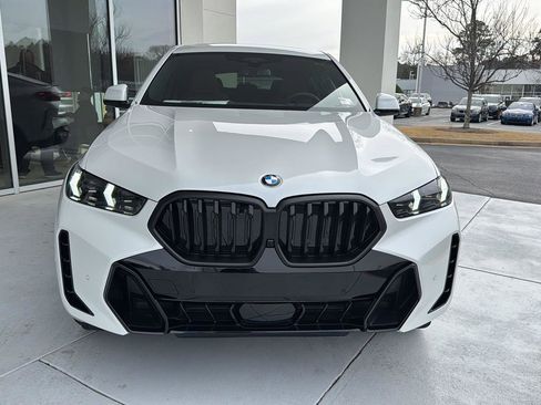 New 2026 BMW X6 xDrive40i image 7