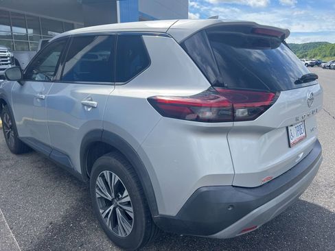 Used 2021 Nissan Rogue SV AWD/4WD image 5
