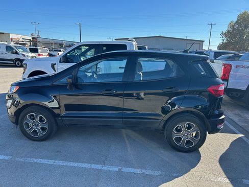 Used 2021 Ford EcoSport S image 14