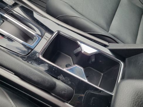 Used 2017 Honda Accord EX-L image 19