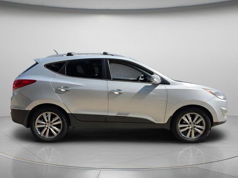 Used 2012 Hyundai Tucson Limited FWD image 8