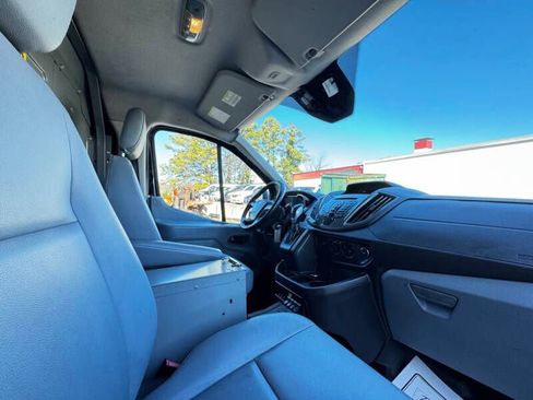 Used 2017 Ford Transit 150 130 Low Roof w/ Exterior Upgrade Package RWD image 10