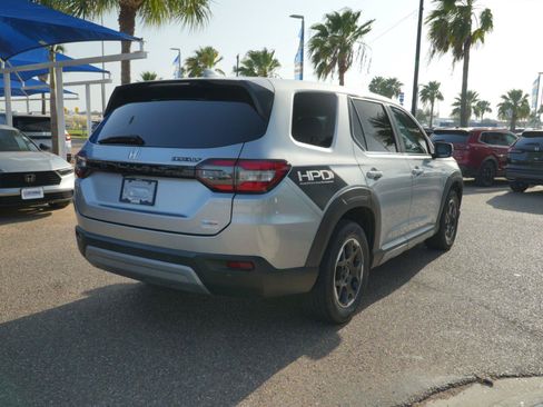 Used 2023 Honda Pilot EX-L image 5