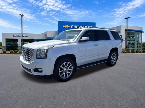 Used 2019 GMC Yukon Denali AWD/4WD image 3