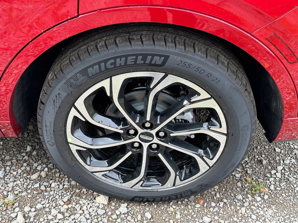 New 2026 Lincoln Nautilus Reserve AWD/4WD image 5