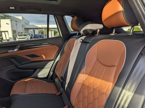 New 2026 Volkswagen Tiguan SEL R-Line image 18