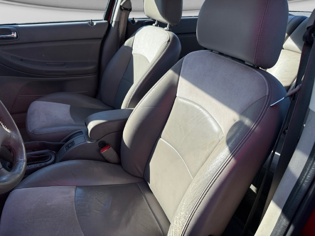 Used 2004 Chrysler Sebring LXi w/ Luxury Group FWD image 16