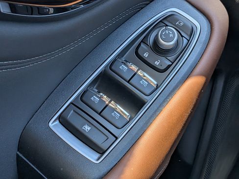 Certified 2025 Subaru Outback Touring w/ Popular Package #2 image 23