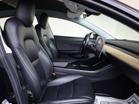 Used 2018 Tesla Model 3 Long Range RWD image 30