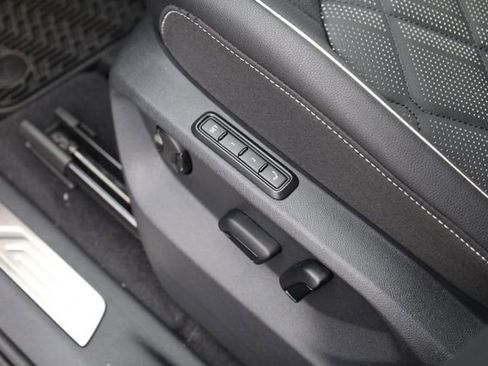 New 2026 Volkswagen Atlas SEL Premium R-Line image 11