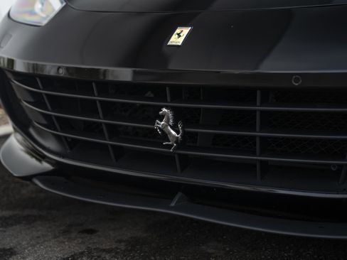 Certified 2018 Ferrari GTC4Lusso image 15