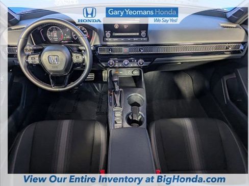 Used 2023 Honda Civic Sport image 16