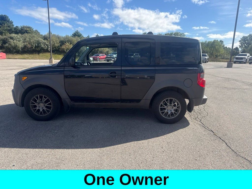 Used 2004 Honda Element EX image 1