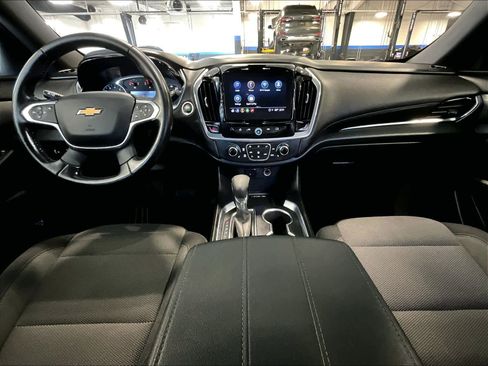 Used 2022 Chevrolet Traverse LT image 22