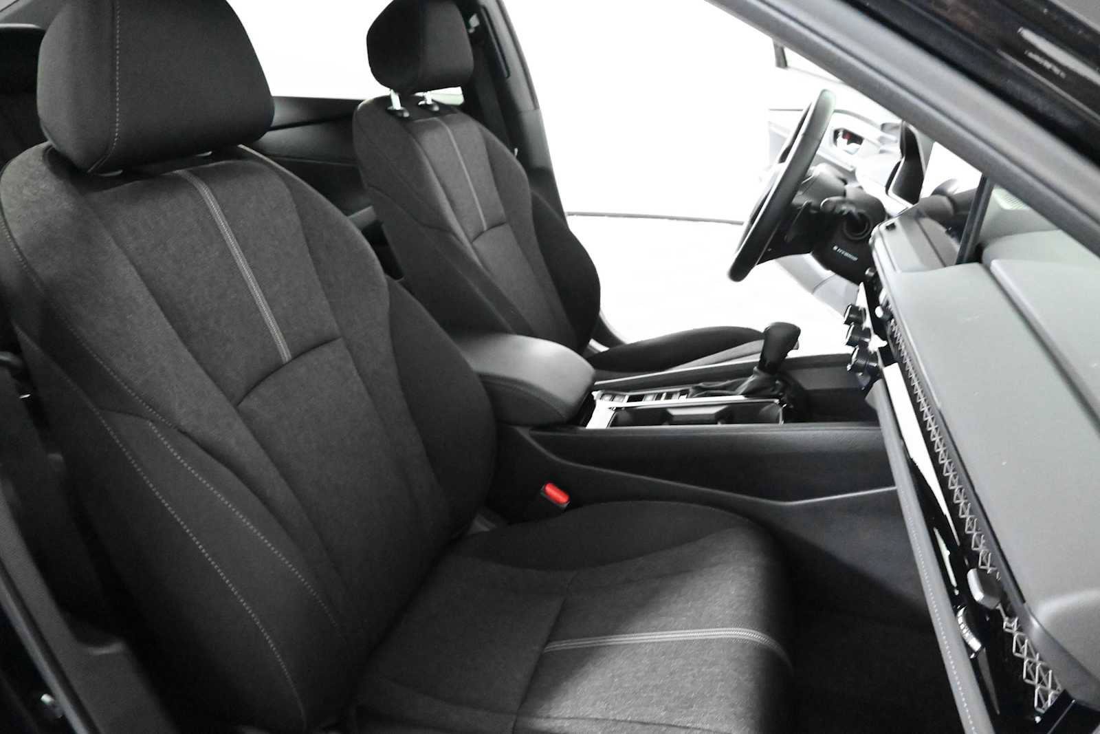 Used 2024 Honda Accord Sport image 11