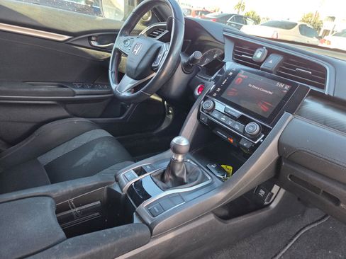 Used 2018 Honda Civic Si image 15