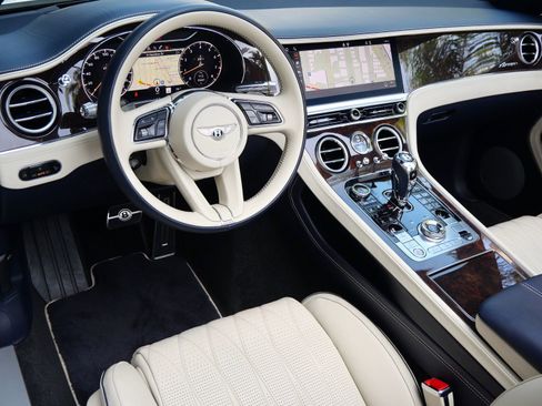 Used 2024 Bentley Continental GT Azure AWD/4WD image 12