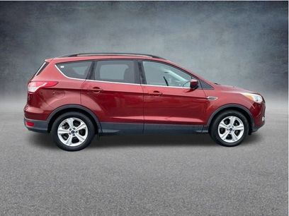 Used 2016 Ford Escape SE w/ Equipment Group 201A