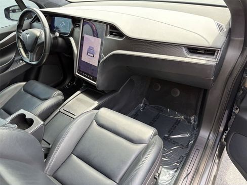 Used 2020 Tesla Model X Performance AWD/4WD image 14