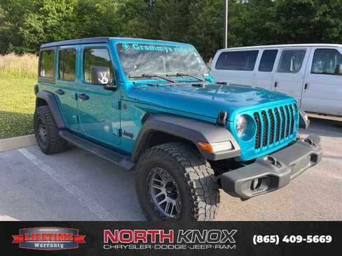 Used 2024 Jeep Wrangler Unlimited Sport AWD/4WD image 2