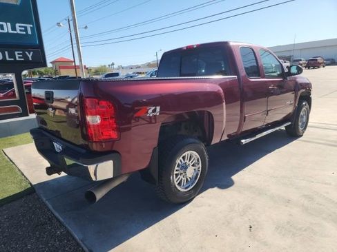Used 2008 Chevrolet Silverado 2500 LTZ w/ Suspension Package, Off-Road AWD/4WD image 4