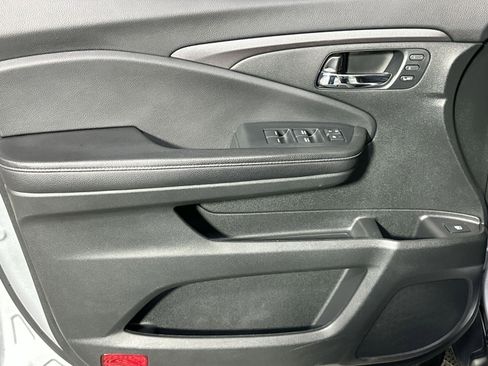 Used 2023 Honda Ridgeline RTL image 16