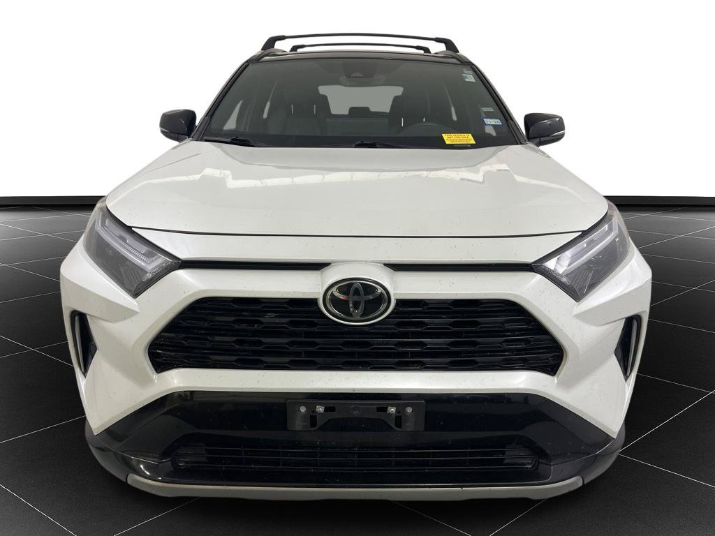Used 2025 Toyota RAV4 XSE AWD/4WD image 8