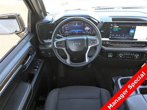 Used 2024 Chevrolet Silverado 1500 RST image 16