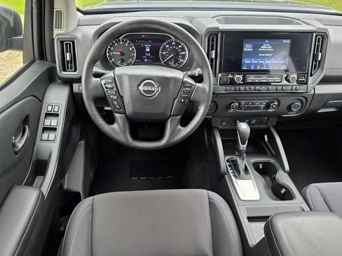 Used 2025 Nissan Frontier S RWD image 10