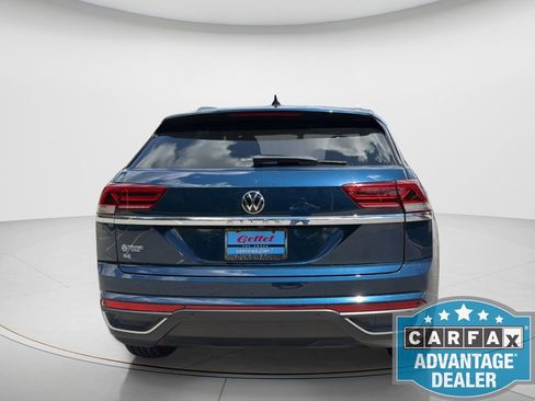 Used 2022 Volkswagen Atlas Cross Sport SE w/ Panoramic Sunroof Package FWD image 7